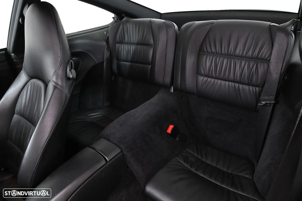 Porsche 911 (996) Carrera 4 Coupé - 30
