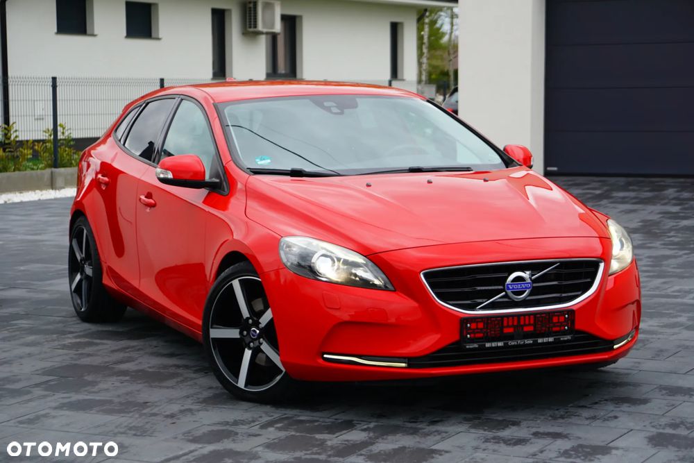 Volvo V40