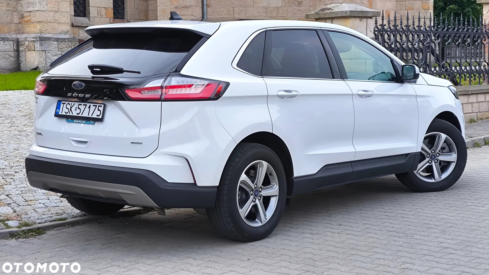 Ford Edge - 5