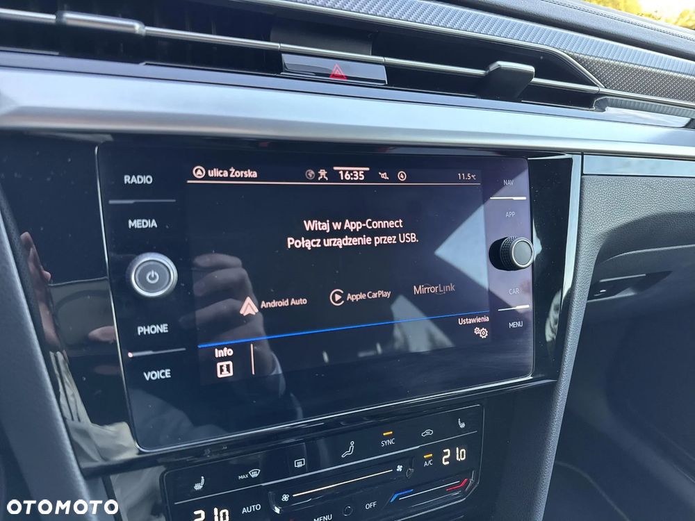 Volkswagen Arteon 2.0 TSI R-Line DSG - 25