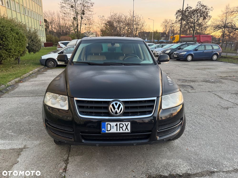 Volkswagen Touareg - 2