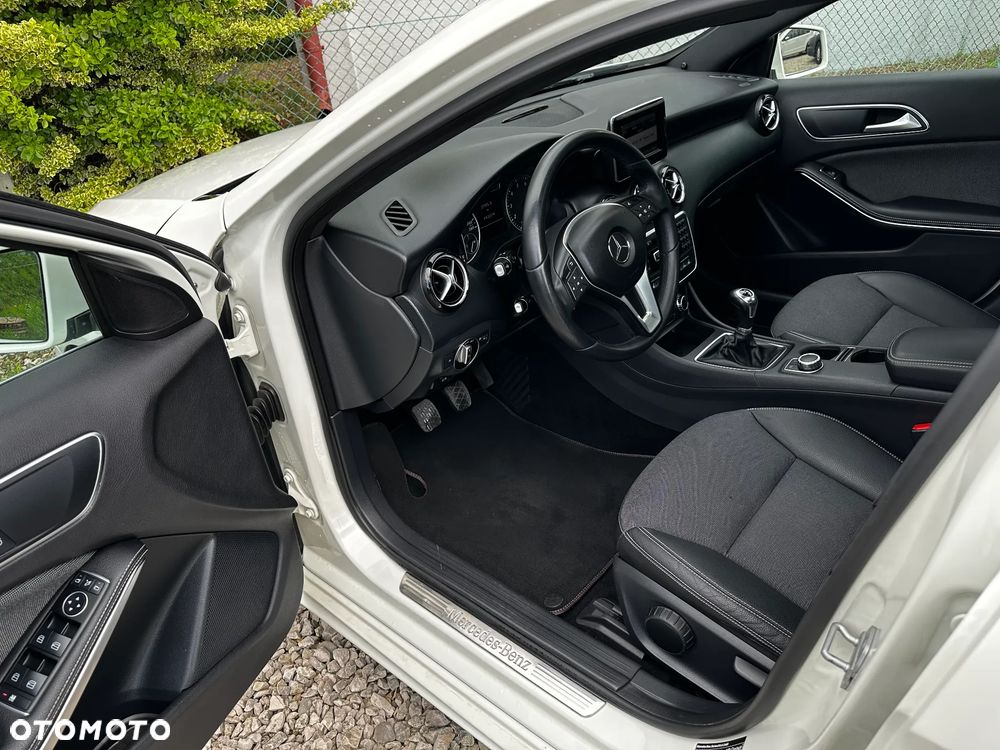 Mercedes-Benz Klasa A 180 (BlueEFFICIENCY) Style - 11