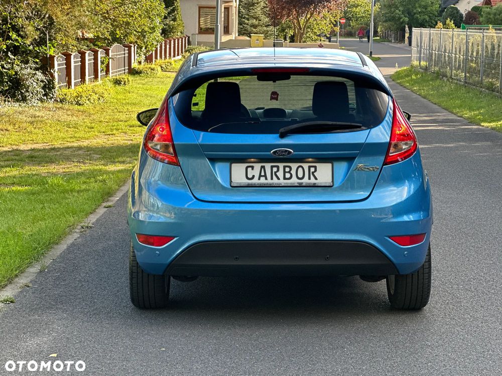 Ford Fiesta 1.25 Ghia - 8
