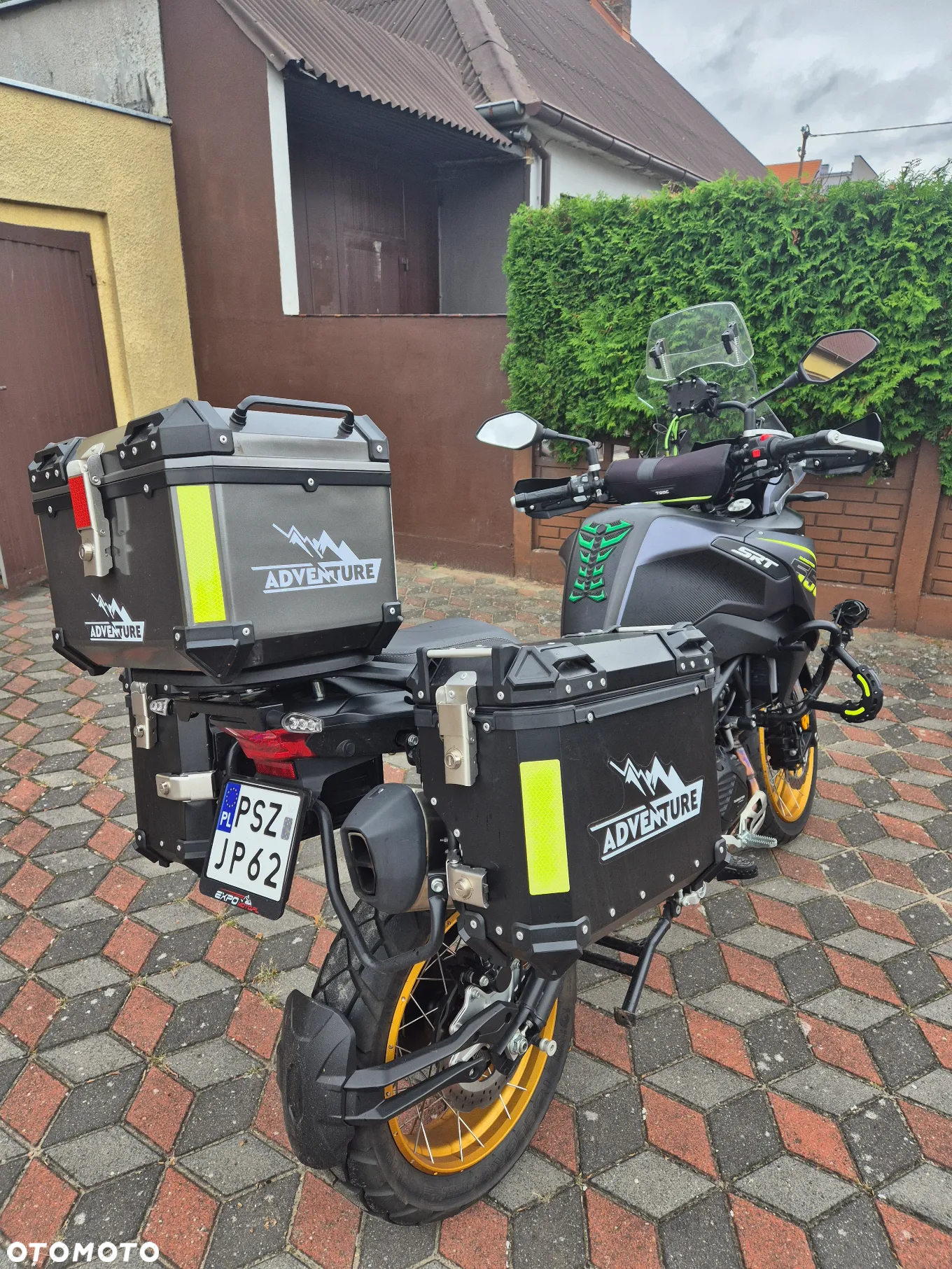 QJMOTOR SRT 550X - 4
