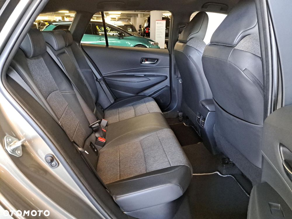 Toyota Corolla 1.8 Hybrid Style - 15