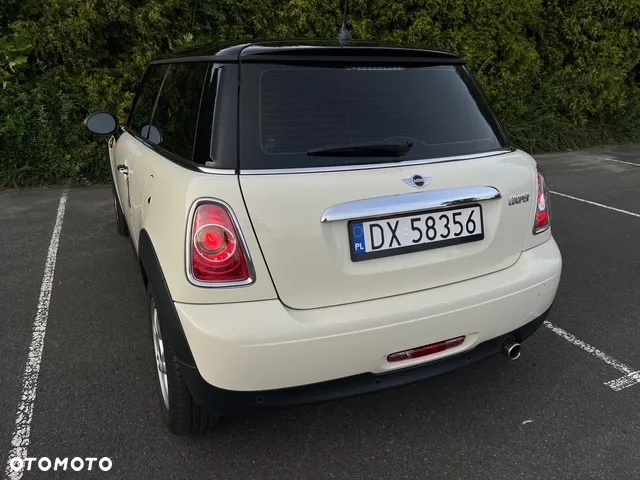MINI Cooper Standard - 8