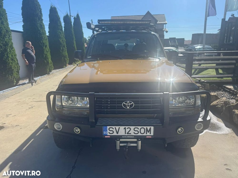 Toyota Land Cruiser - 12