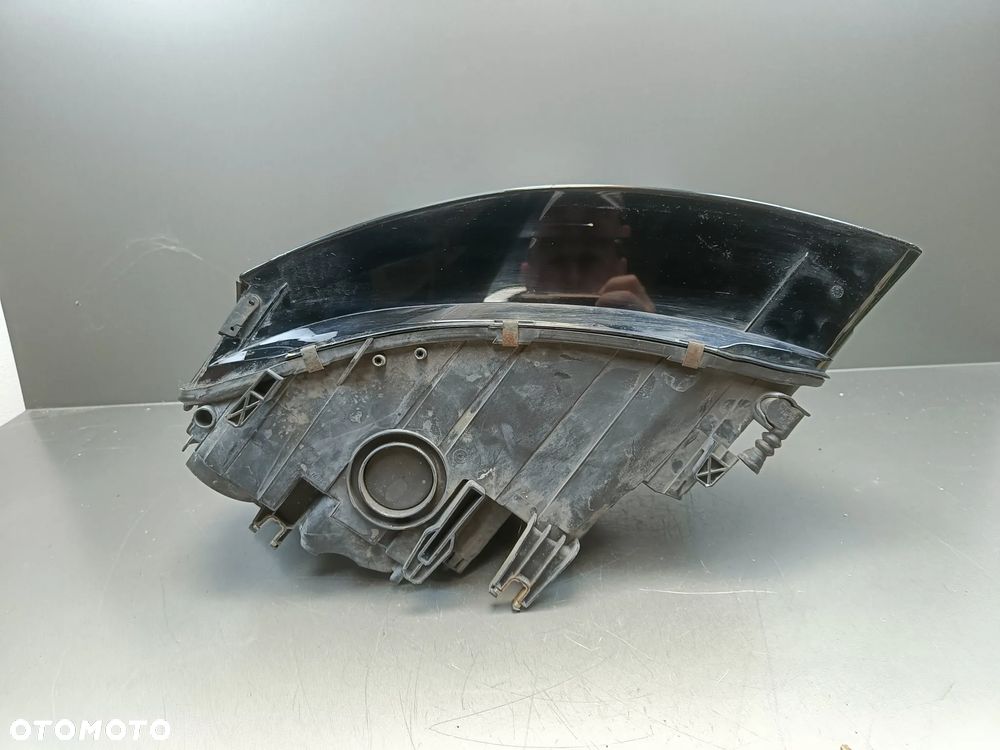 Lampa prawa przednia Audi A4 B8 prawy przód 8K0941004A - 6