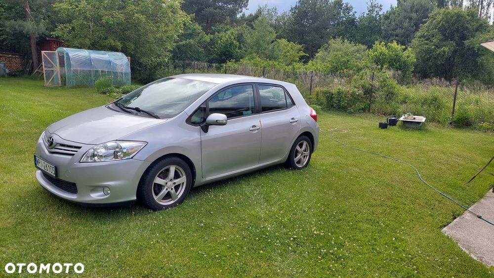 Toyota Auris 1.6 Premium + MM - 1