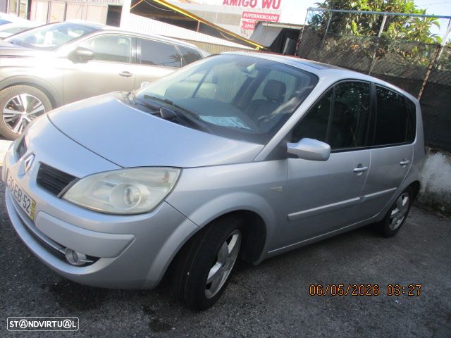 Renault Scénic ver-1-5-dci-conquest - 3