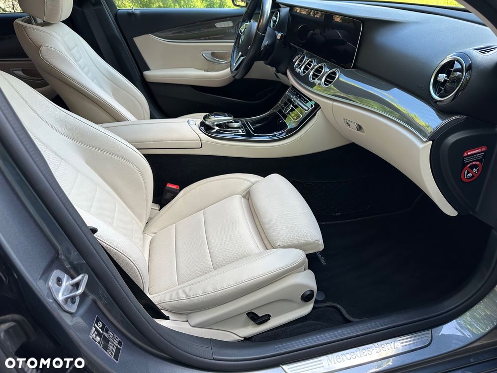 Mercedes-Benz Klasa E 220 d 4-Matic Business Edition 9G-TRONIC - 8