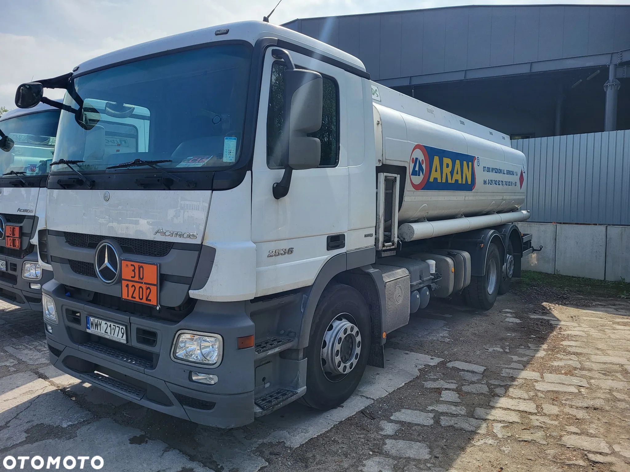 Mercedes-Benz ACTROS - 1