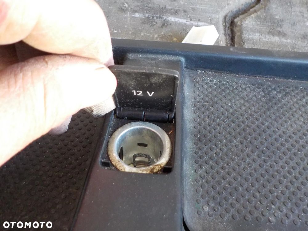 VW T5 LIFT PÓŁKA SCHOWEK PLASTIK ZAŚLEPKA DESKI 7E0857922F - 2
