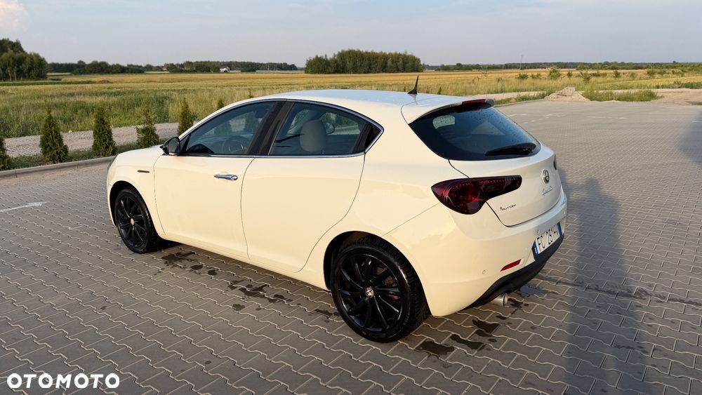 Alfa Romeo Giulietta 1.6 JTDM 16V Sport - 10