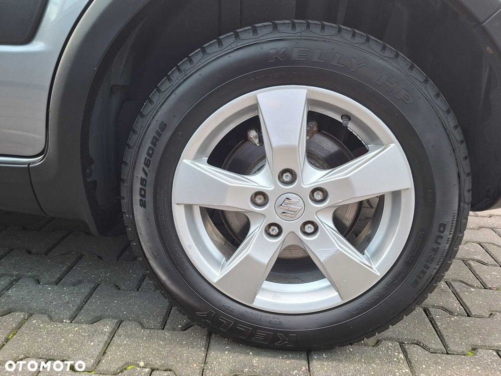 Suzuki SX4 1.6 Comfort Plus 4WD - 27