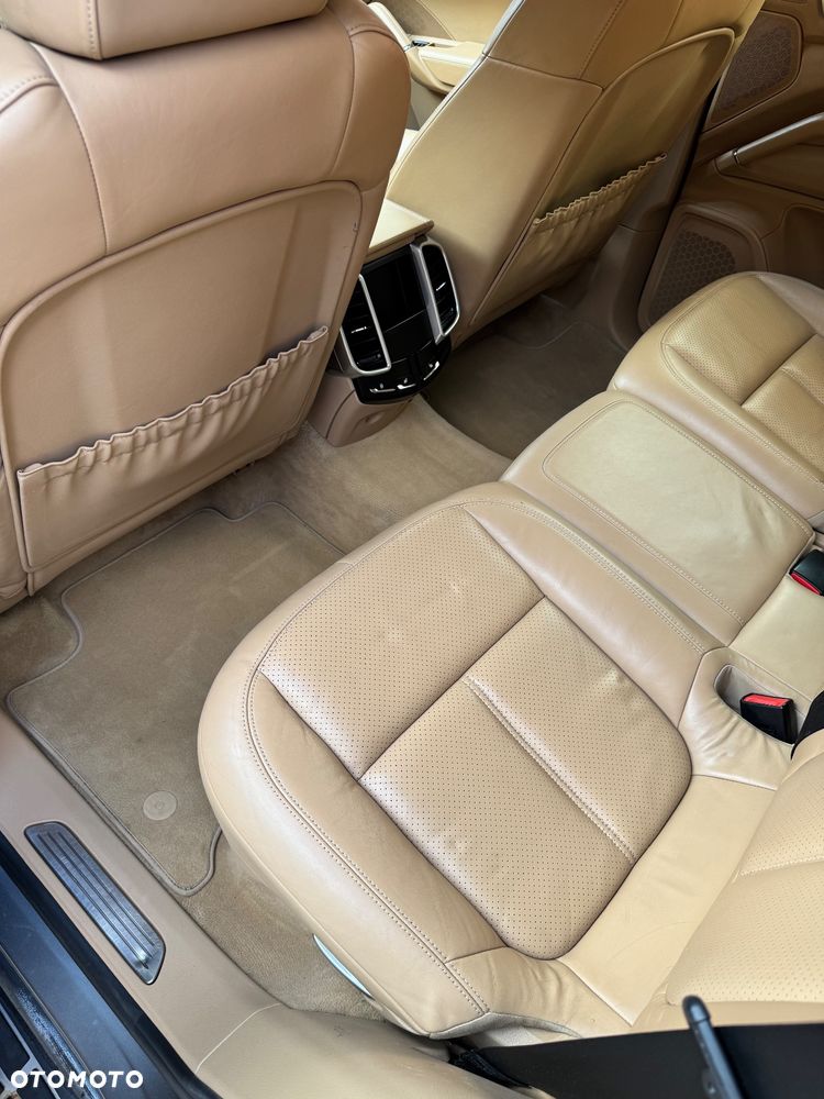 Porsche Cayenne S Diesel - 19