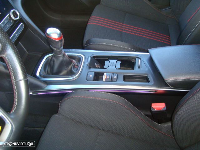 Renault Mégane Sport Tourer 1.5 Blue dCi R.S. Line - 20