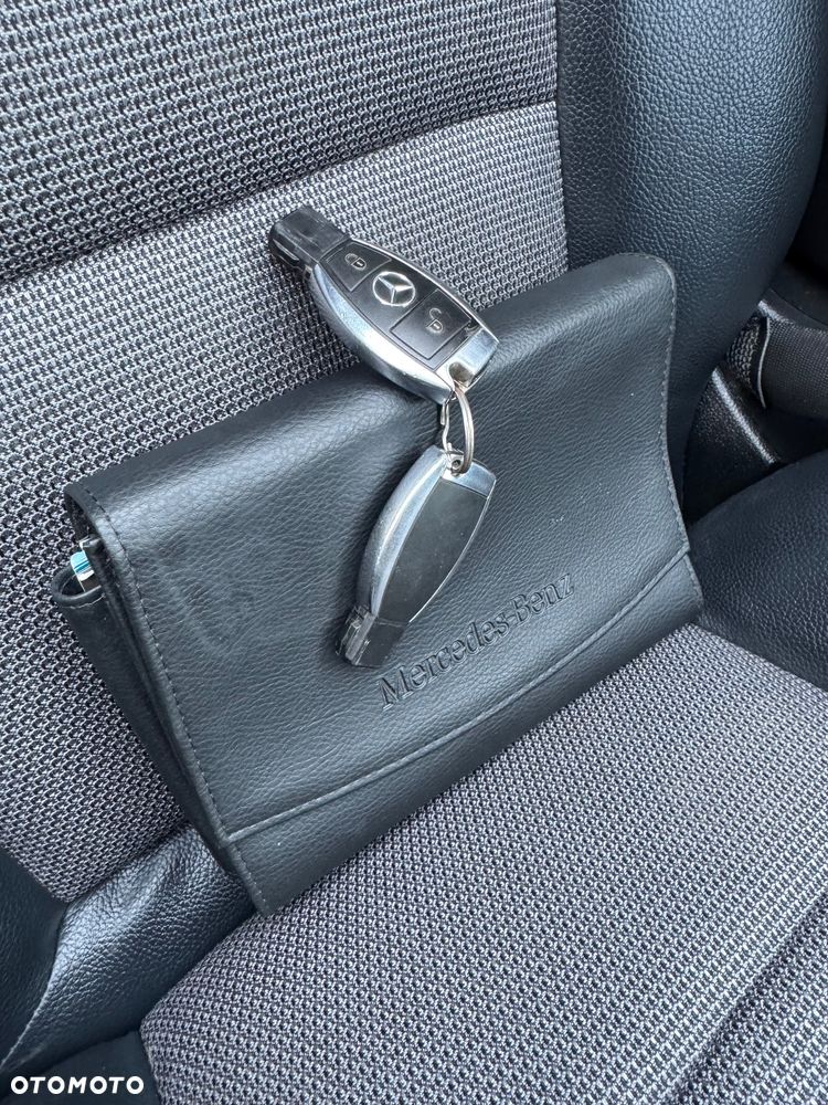 Mercedes-Benz Klasa C - 39