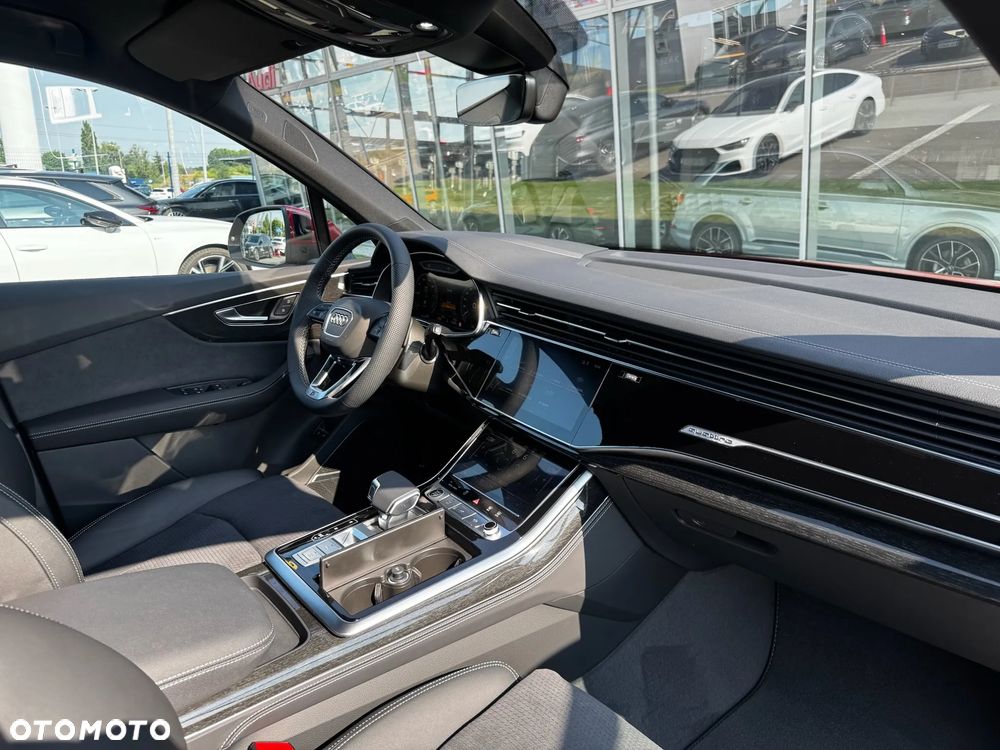 Audi Q7 TFSI e PHEV 290 kW Quattro S Line Tiptr - 38