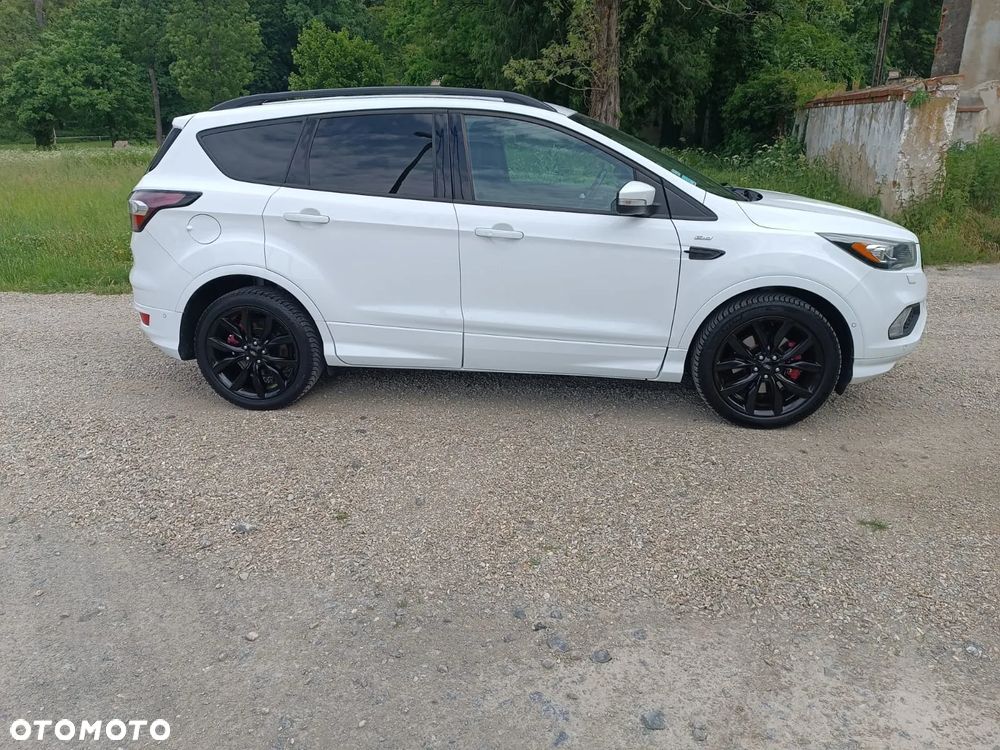 Ford Kuga 2.0 TDCi 2x4 ST-Line - 6