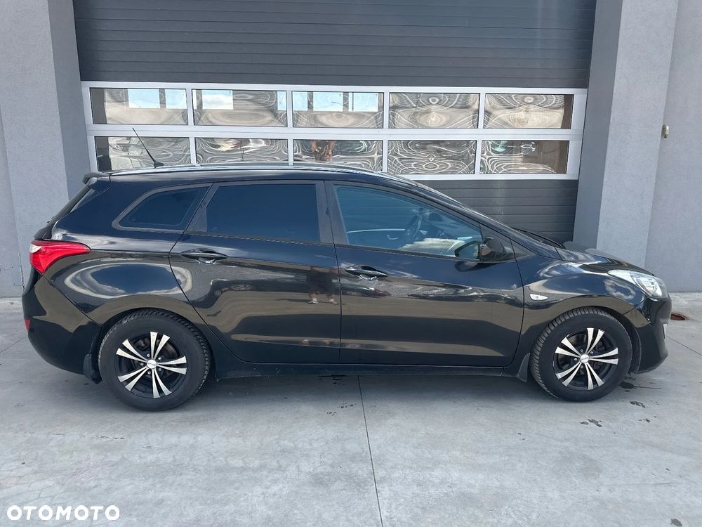 Hyundai i30 1.6 CRDi Classic + - 1