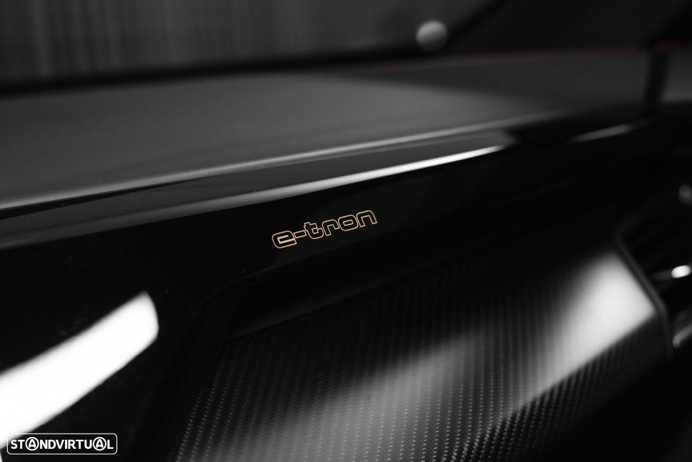 Audi RS e-tron GT quattro - 35