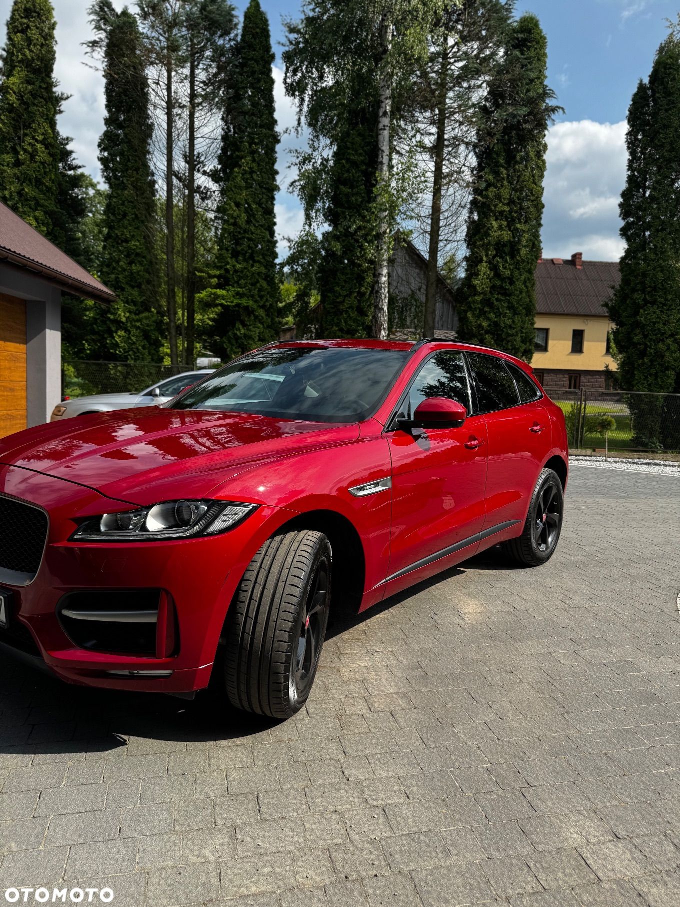Jaguar F-Pace 2.0 i4D AWD R-Sport - 1