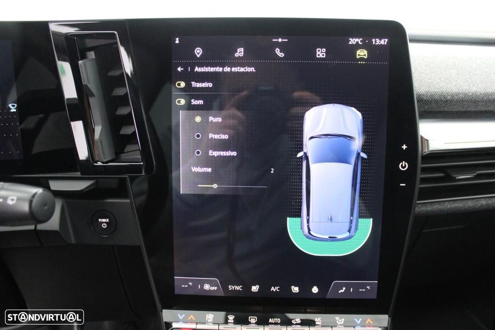 Renault Mégane E-Tech EV60 Techno Autonomia Comfort CA22 - 33