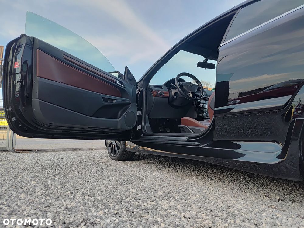 Opel Astra 1.6 Turbo Cosmo - 14