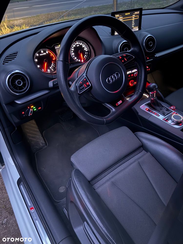 Audi A3 Sportback 1.4 TFSI Ambition S tronic - 25