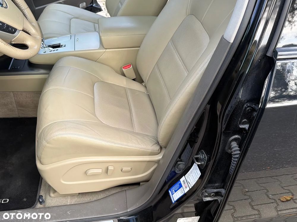 Nissan Murano 2.5 D Premium - 8