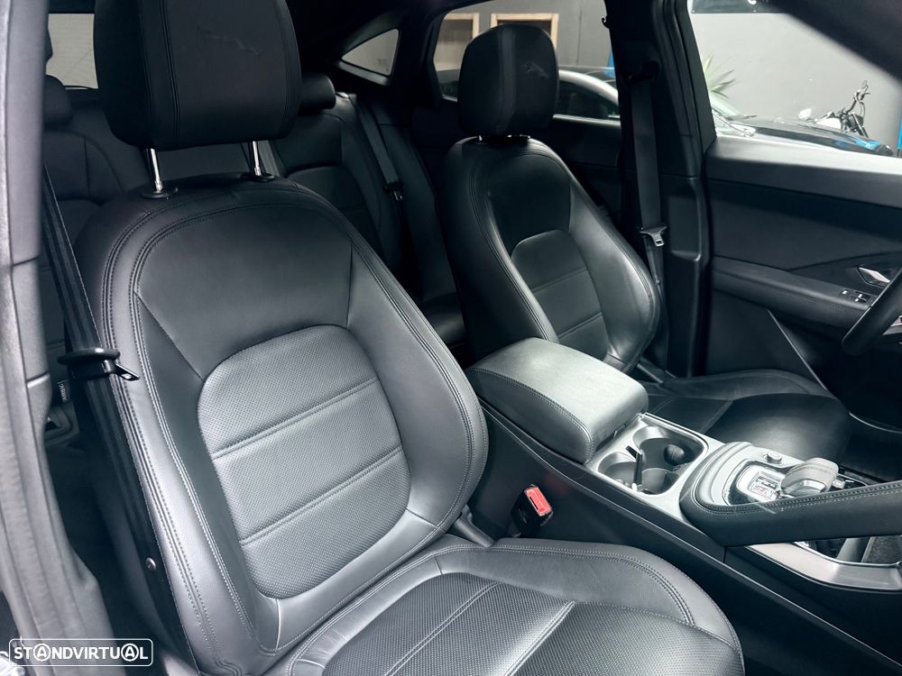 Jaguar E-Pace 2.0 D165 R-Dynamic S AWD Aut. - 17