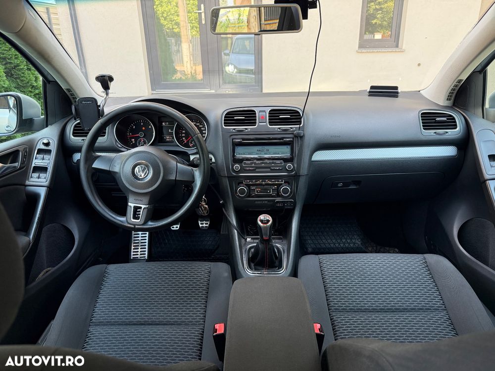 Volkswagen Golf 1.6 TDI DPF Trendline - 6