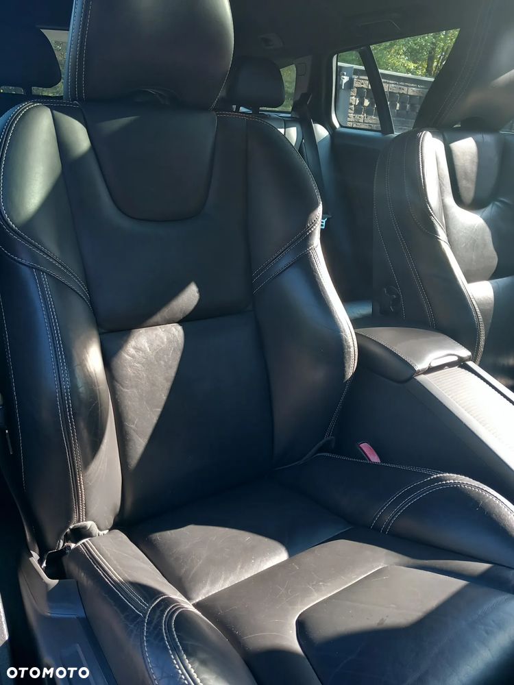 Volvo V60 D6 AWD Plug-in Hybrid Summum - 18