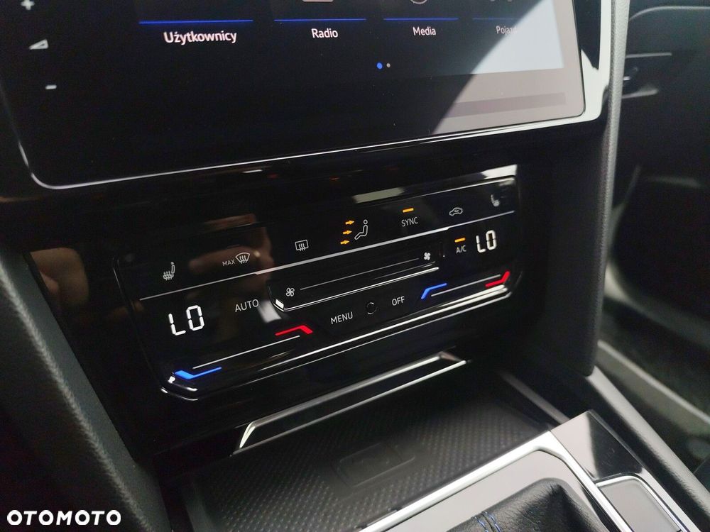 Volkswagen Arteon Shooting Brake 2.0 TSI 4Motion R DSG - 24