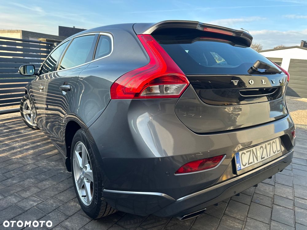 Volvo V40 T4 Momentum - 15