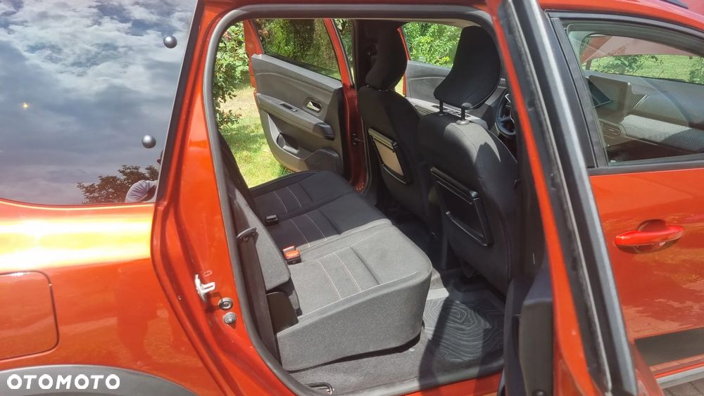 Dacia Jogger 1.0 TCe Extreme 7os - 17