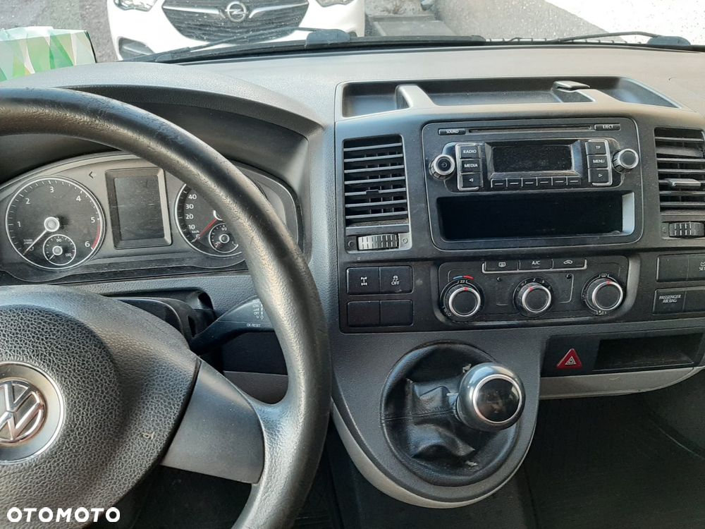 Volkswagen Transporter - 18