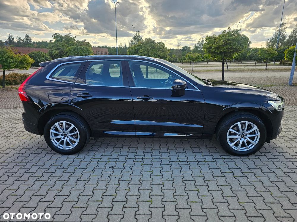 Volvo XC 60 D4 Momentum Pro - 6
