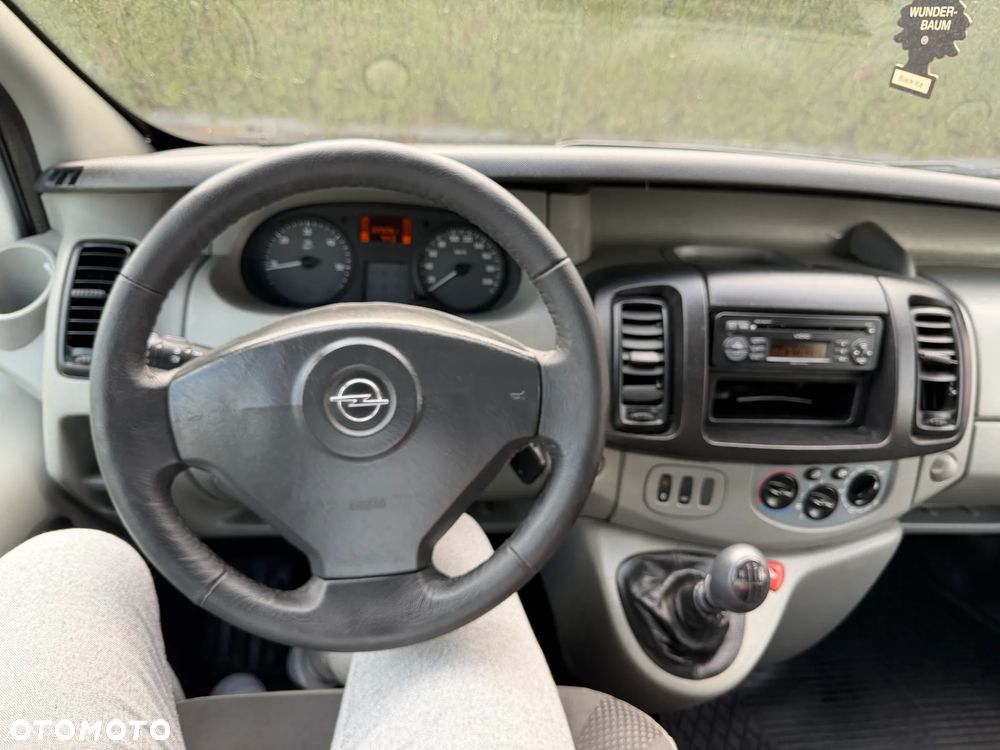 Opel Vivaro L2H1 2.9t - 14
