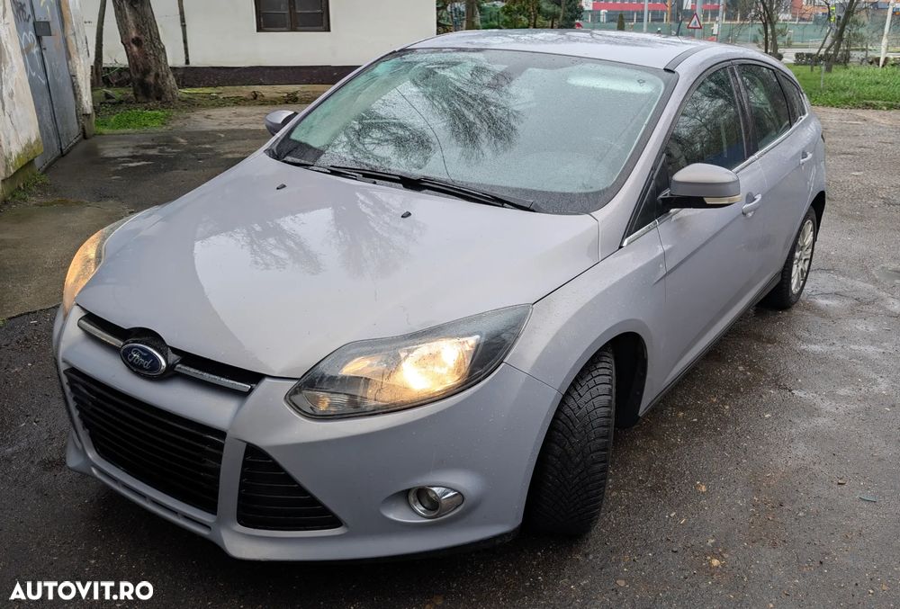 Ford Focus 1.6 TDCI DPF Titanium - 2