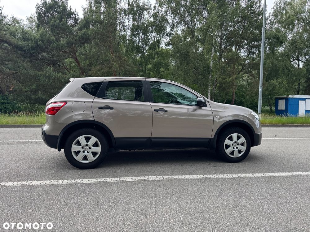 Nissan Qashqai 1.6 Visia - 1