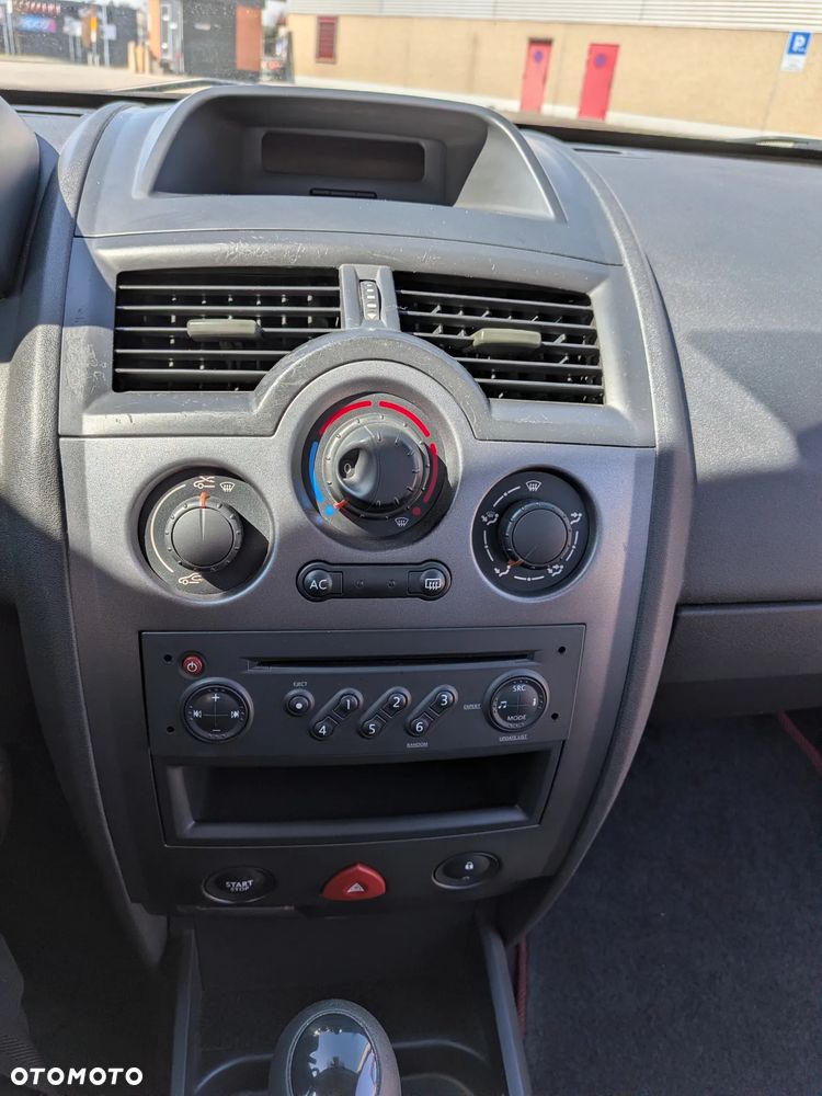 Renault Megane 1.6 Authentique - 20