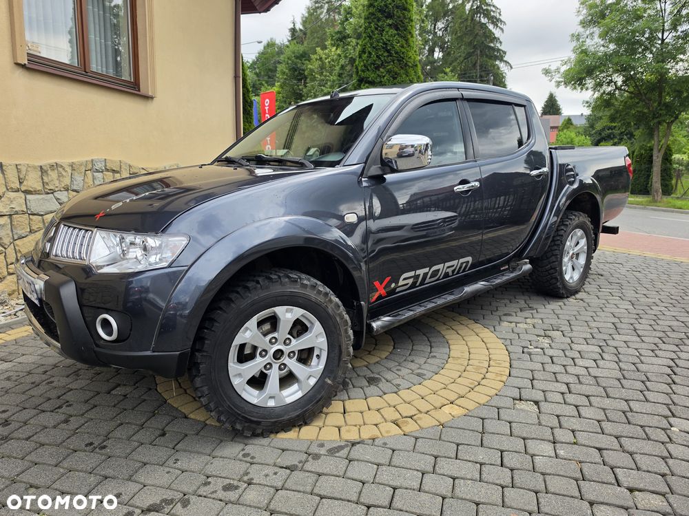 Mitsubishi L200 - 2