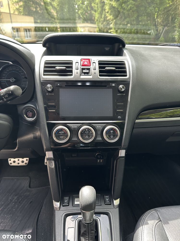 Subaru Forester 2.0 XT Platinum Lineartronic - 11