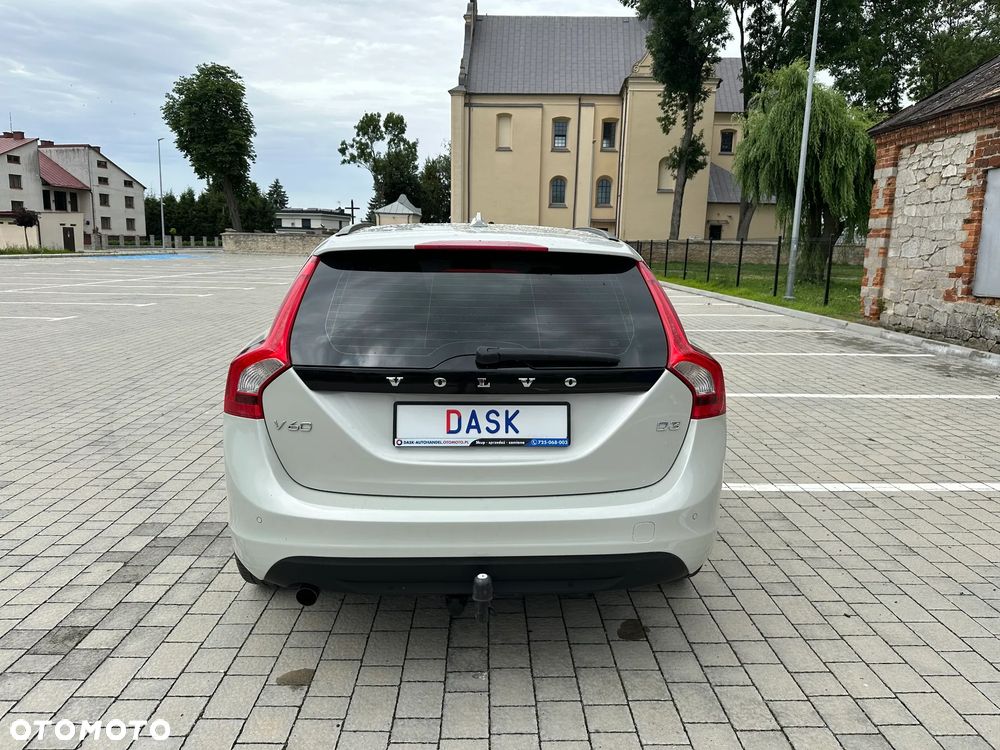 Volvo V60 D3 Edition - 4