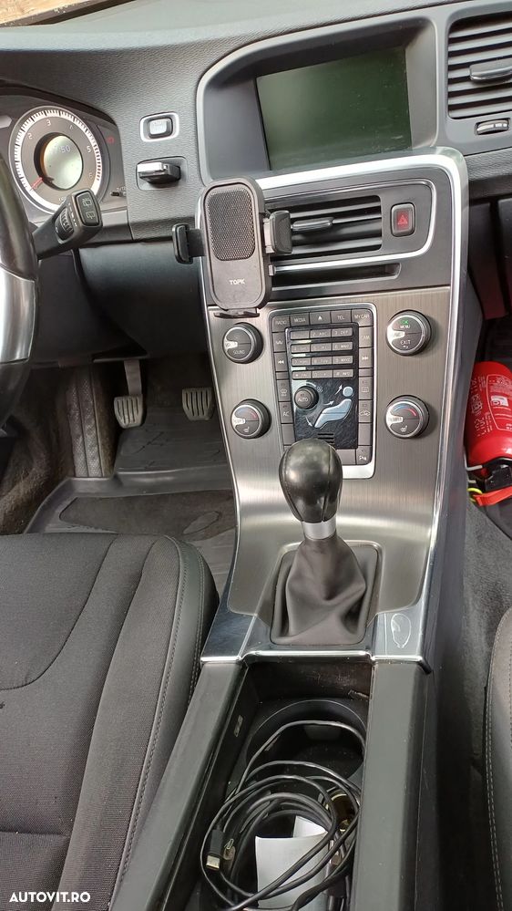 Volvo V60 DRIVe Start-Stop Basic - 9