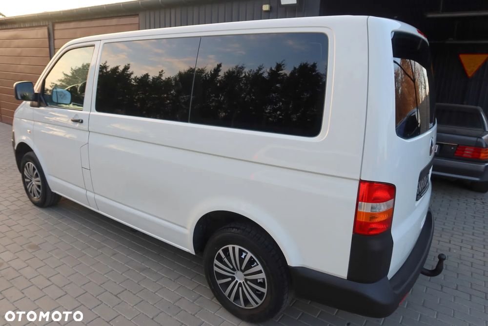 Volkswagen Transporter - 28