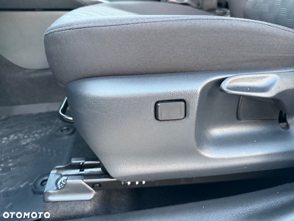 Toyota Yaris 1.5 Comfort - 36