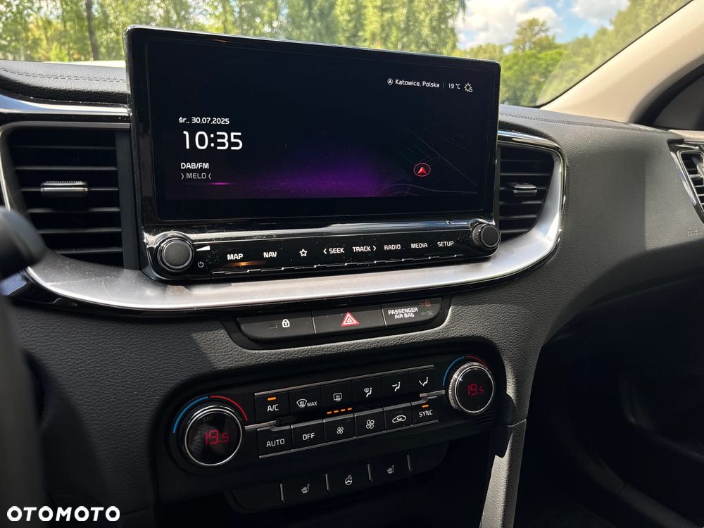 Kia Ceed 1.5 T-GDI Tribute DCT - 14